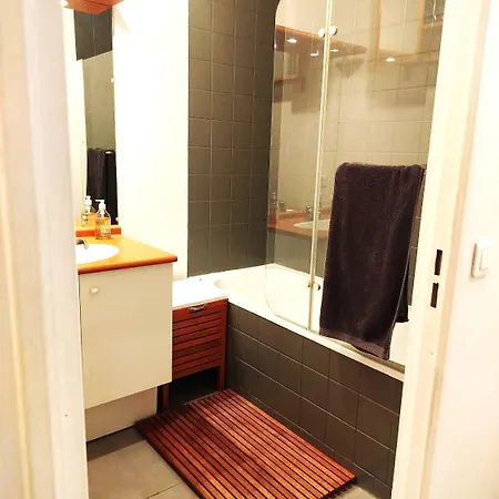 Apartment Close To Paris, Metro,rer, 6 People, Pkg *
