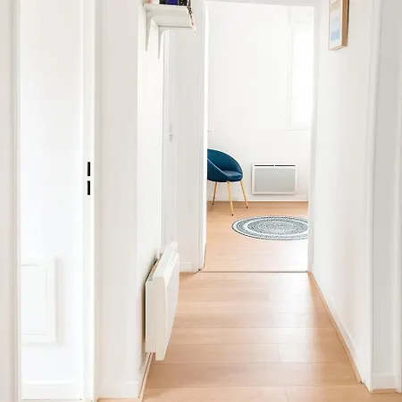 Apartment Close To Paris, Metro,rer, 6 People, Pkg Saint-Denis (Seine-Saint-Denis)