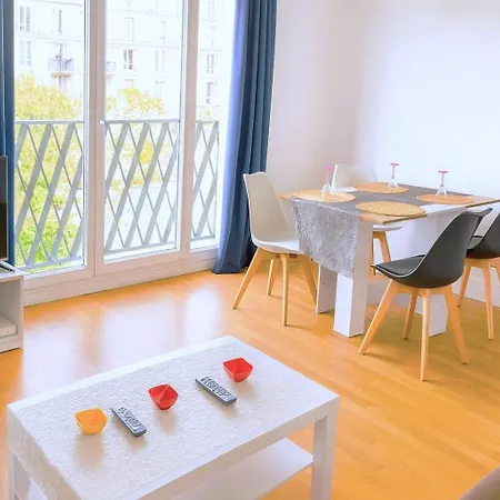 Close To Paris, Metro,rer, 6 People, Pkg *