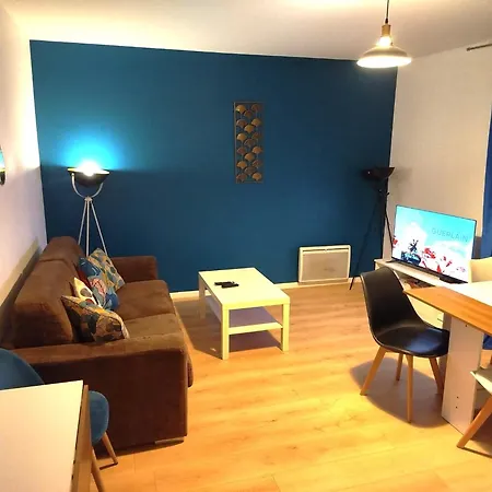 Close To Paris, Metro,rer, 6 People, Pkg Saint-Denis (Seine-Saint-Denis)