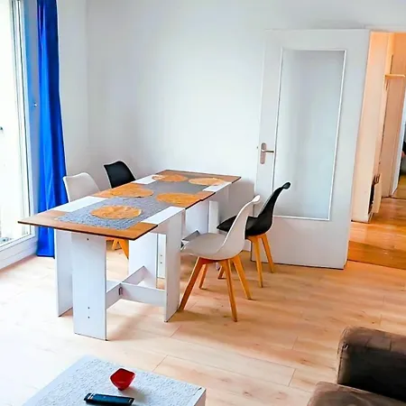 Close To Paris, Metro,rer, 6 People, Pkg * Saint-Denis (Seine-Saint-Denis)